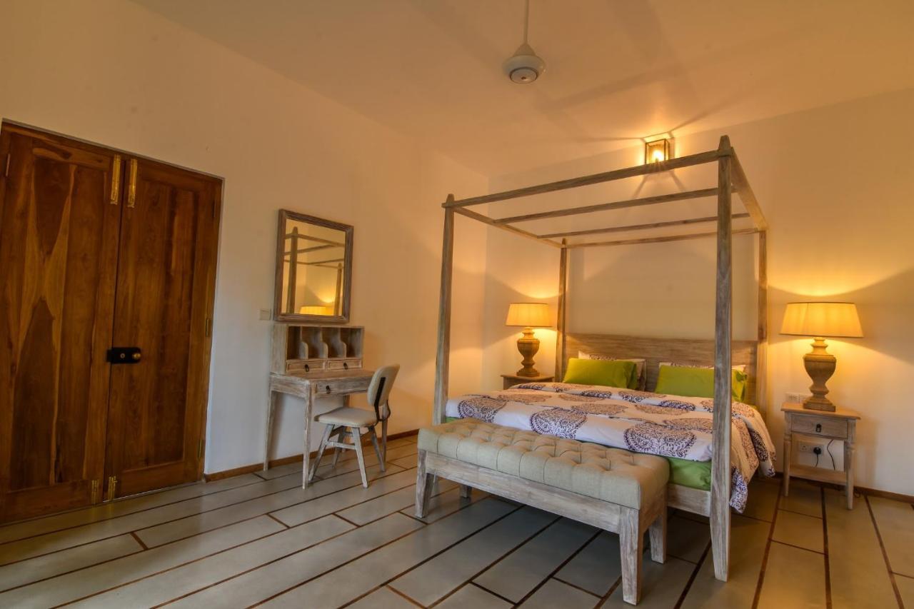 Niketh Villa Канди Экстерьер фото